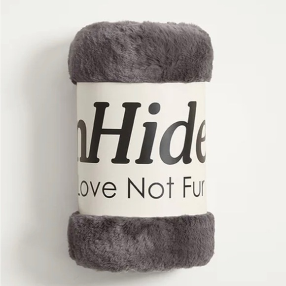 Ellen Degeneres Bedding Unhide Lilmarsh Charcoal Charlie Poshmark